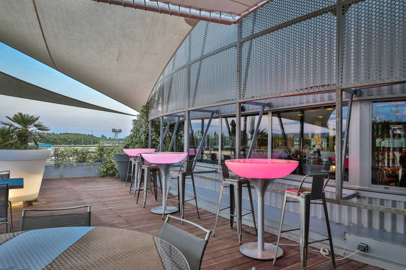 Ellip6 en Drôme Provençale : un complexe high-tech pour tous vos événements professionnels dans le Vaucluse