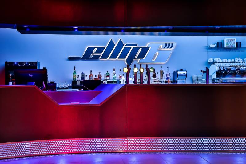 Le restaurant Ellip6, la destination pour votre soirée musicale à Pierrelatte proche d'avignon