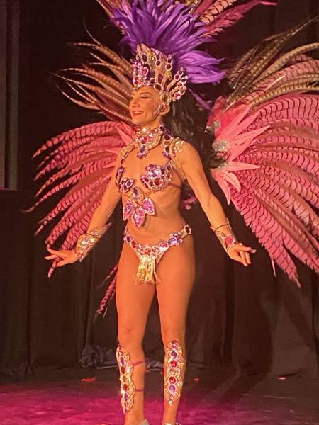 Show Cabaret Pierrelatte à coté d'Avignon